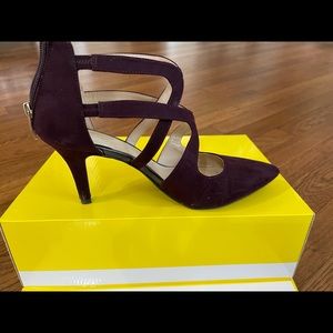 Liz Claiborne wore once for sons wedding